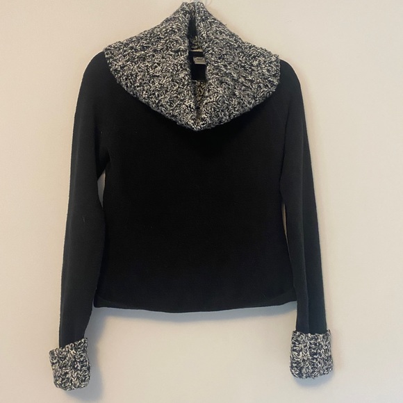 mac & jac Black Sweater with Salt & Pepper Turtle Neck - Picture 2 of 6